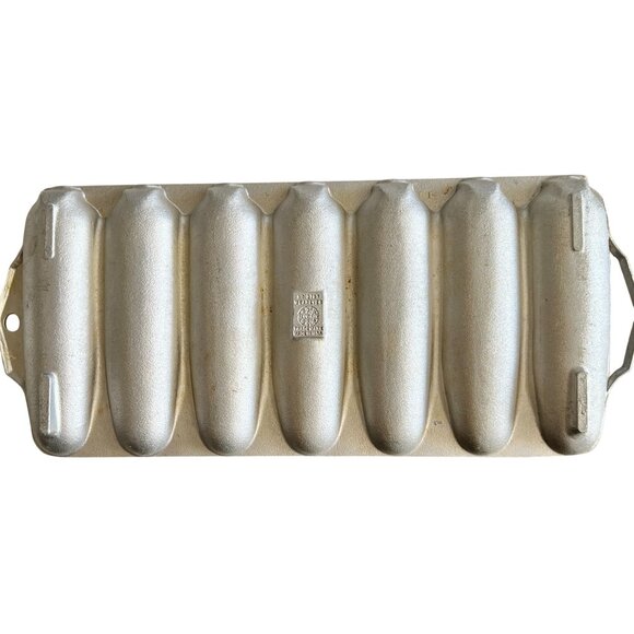 Vintage WearEver Corn Bread Stick Baking Pan Handles Cast Aluminum Mold #2797 US - Picture 2 of 8
